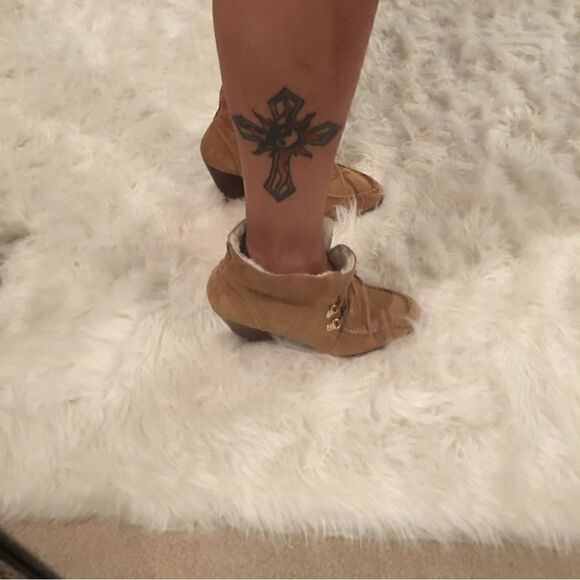 Michael Kors Leather Suede Moccasin wedge Booties - Picture 3 of 16